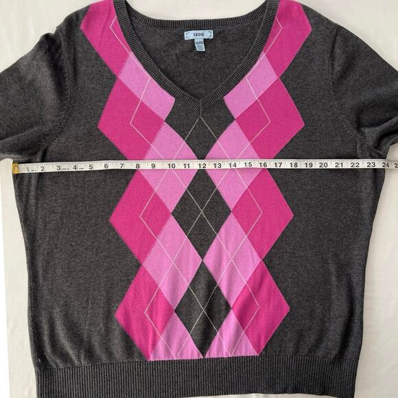 Izod Argyle Womens Sweater Size XXL Gray Pink Vneck Work Preppy Dark Academia - Picture 10 of 13